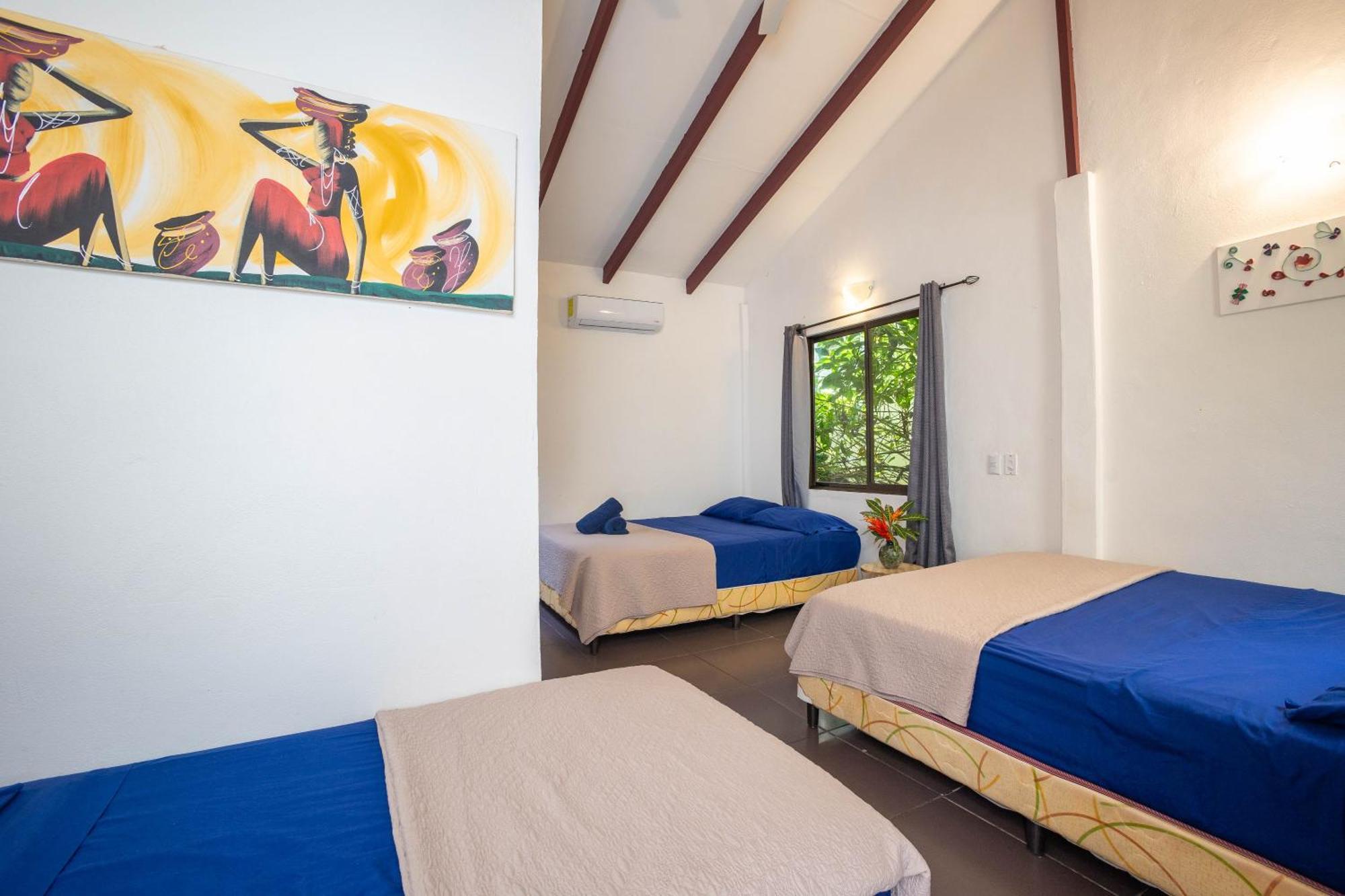Bambutel Cocles Hotel Puerto Viejo de Talamanca ภายนอก รูปภาพ