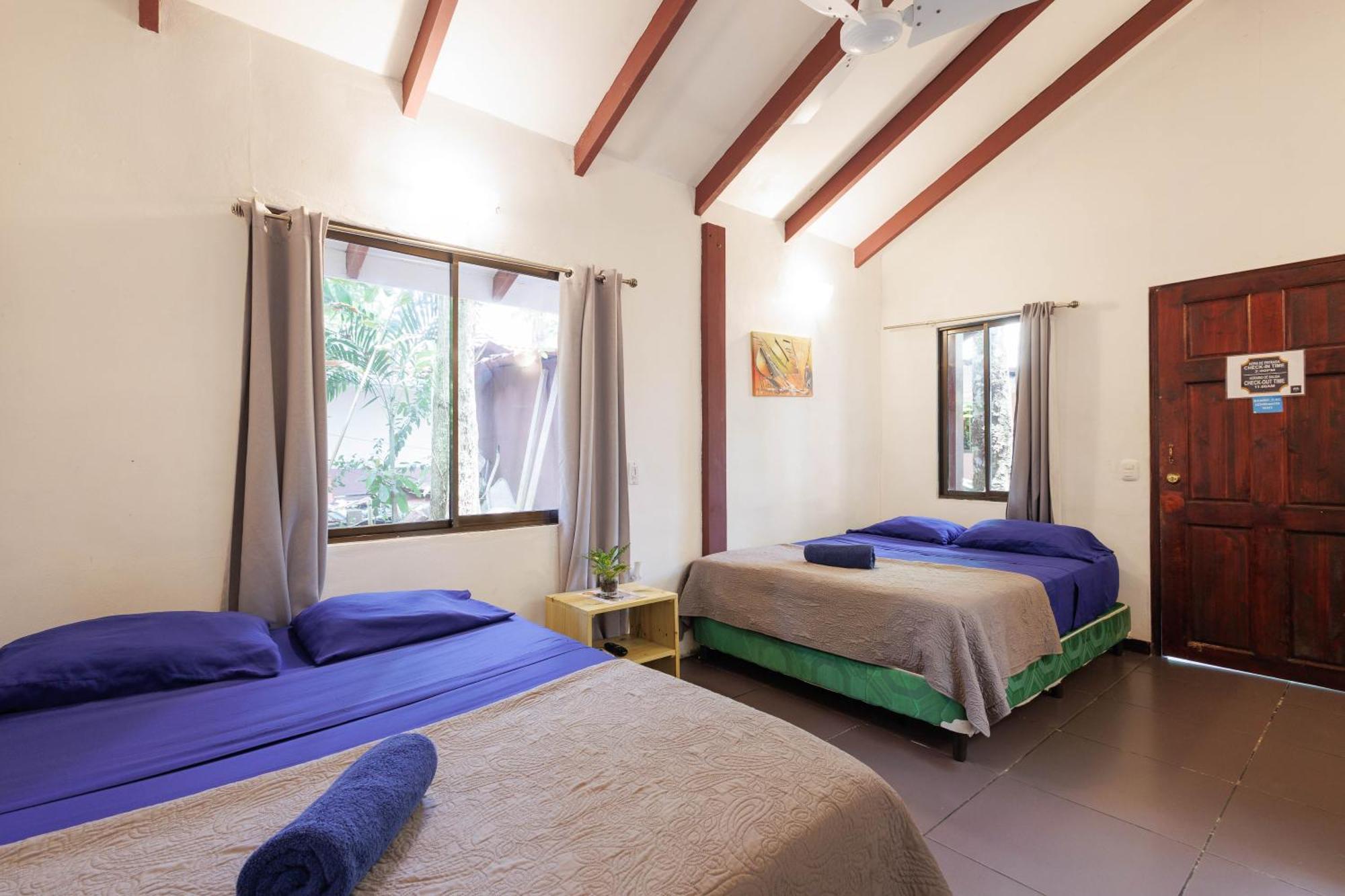 Bambutel Cocles Hotel Puerto Viejo de Talamanca ภายนอก รูปภาพ
